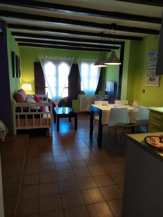 Apartamentos La Iguana Hervás Екстериор снимка